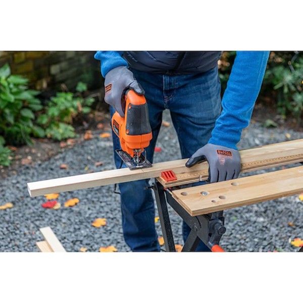 Фото - Електролобзик Black&Decker BES602